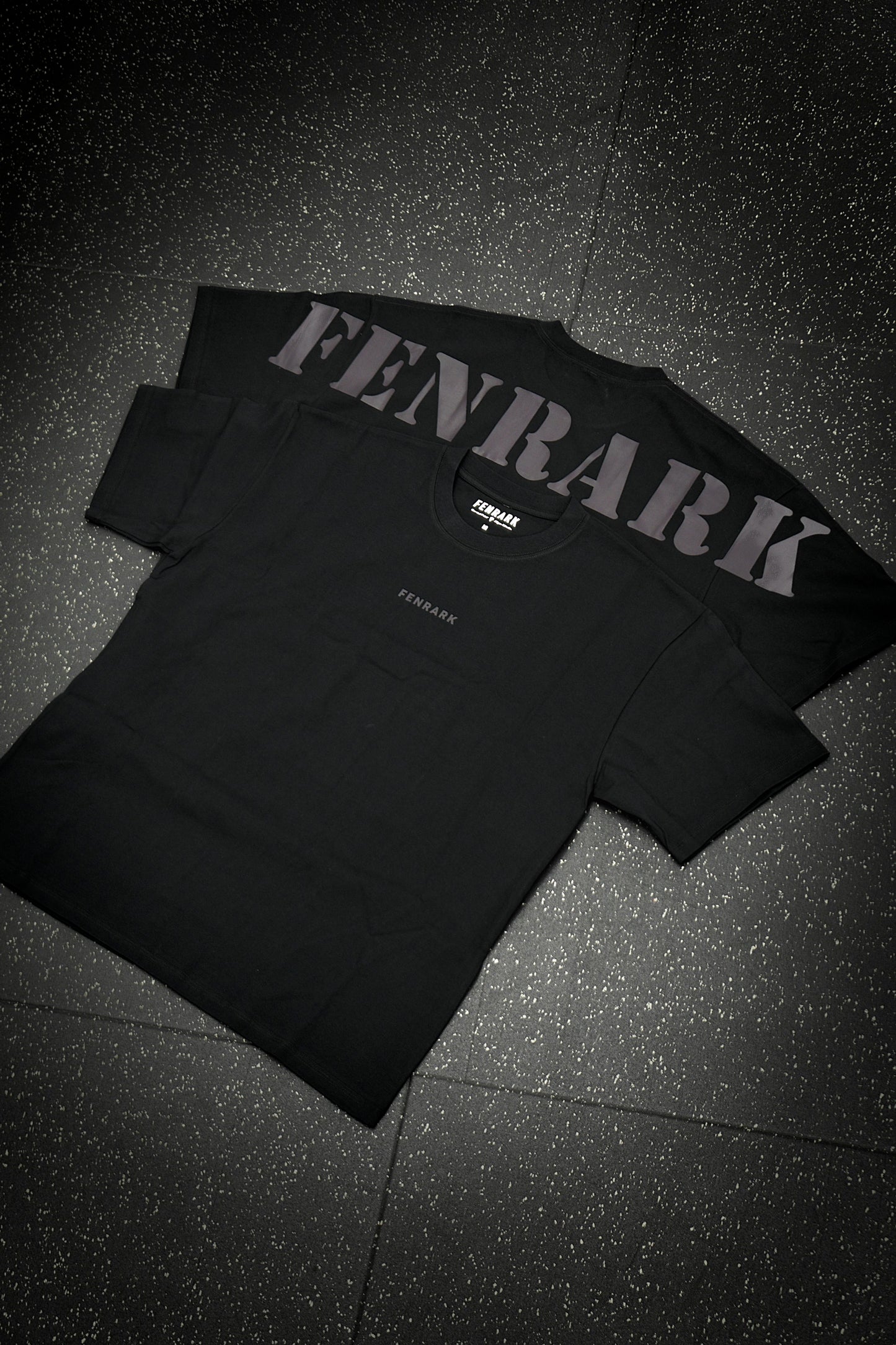 SMOKE PUMP COVER TEE